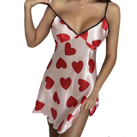 Intimate Apparel - Picture 2 of 9